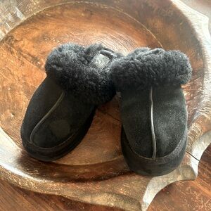 Ugg Discoquette platform slides. 5